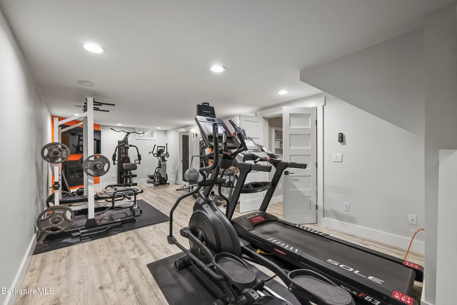 65 Johnson Rd Photo 49