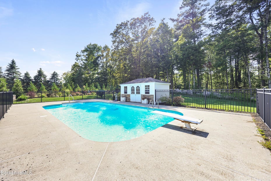 65 Johnson Rd Photo 60