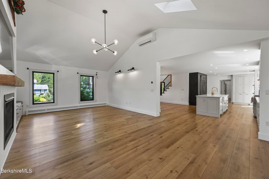 65 Johnson Rd Photo 20