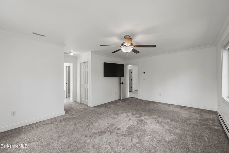 65 Johnson Rd Photo 33