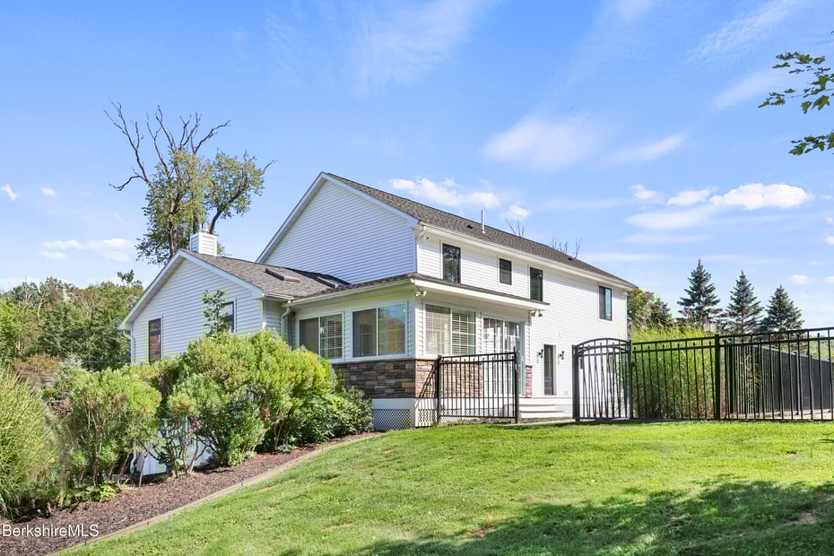 65 Johnson Rd Photo 62