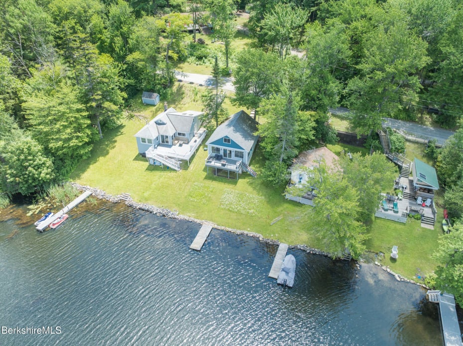 36 Tamarack Rd Photo 2