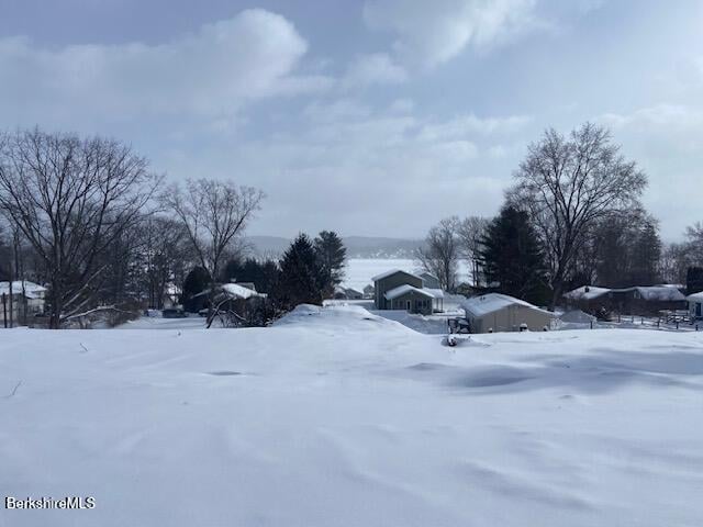 0 Iroquois St Photo 3