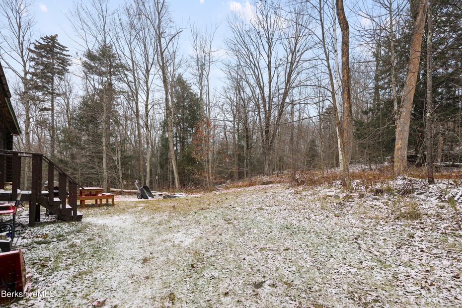 567 George Schnopp Rd Photo 3