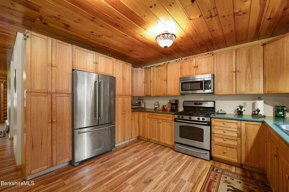 567 George Schnopp Rd Photo 23