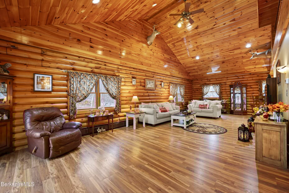 567 George Schnopp Rd Photo 13