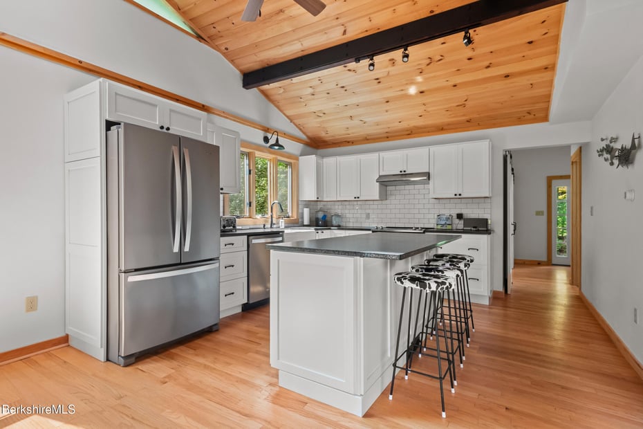 10 Phelps Rd Photo 15