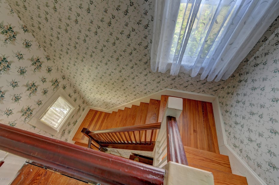 18 Fairview Ter Photo 17