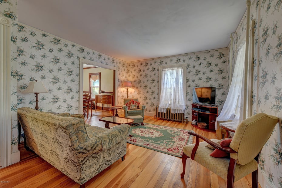 18 Fairview Ter Photo 5