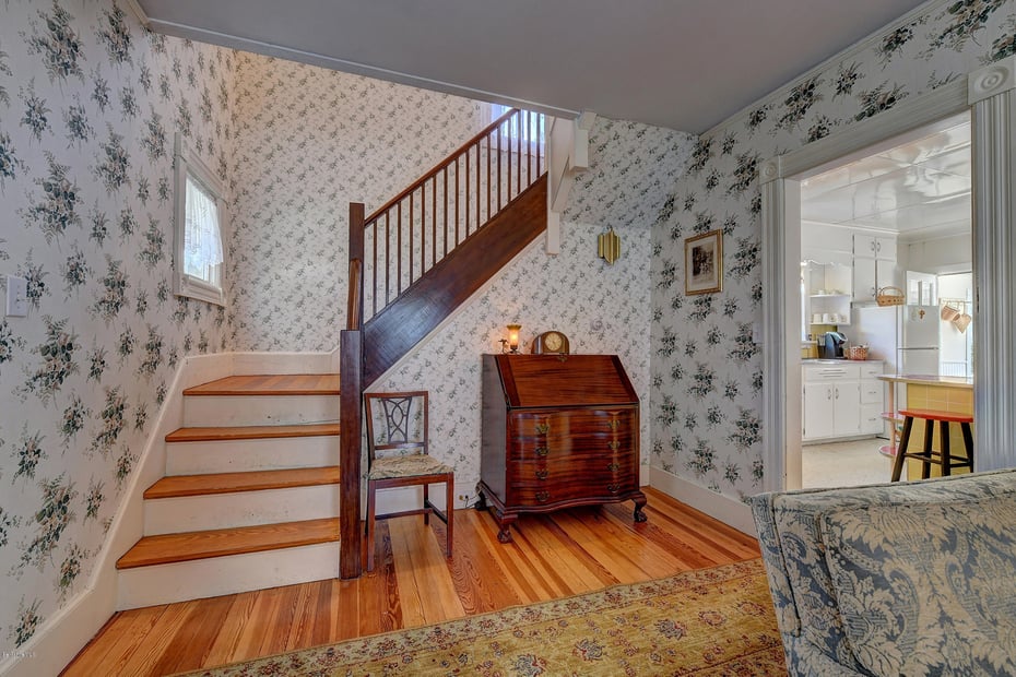 18 Fairview Ter Photo 16