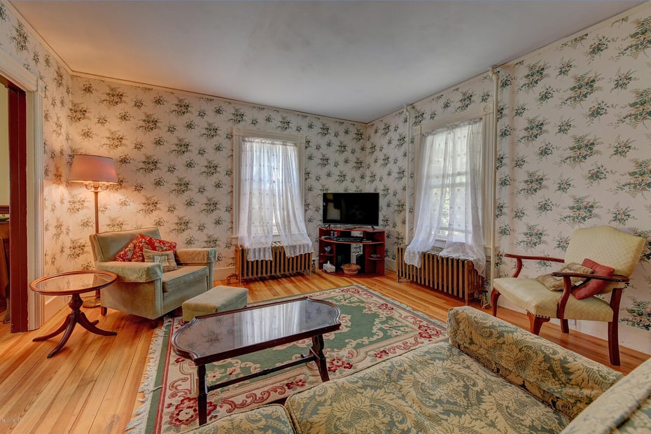 18 Fairview Ter Photo 6