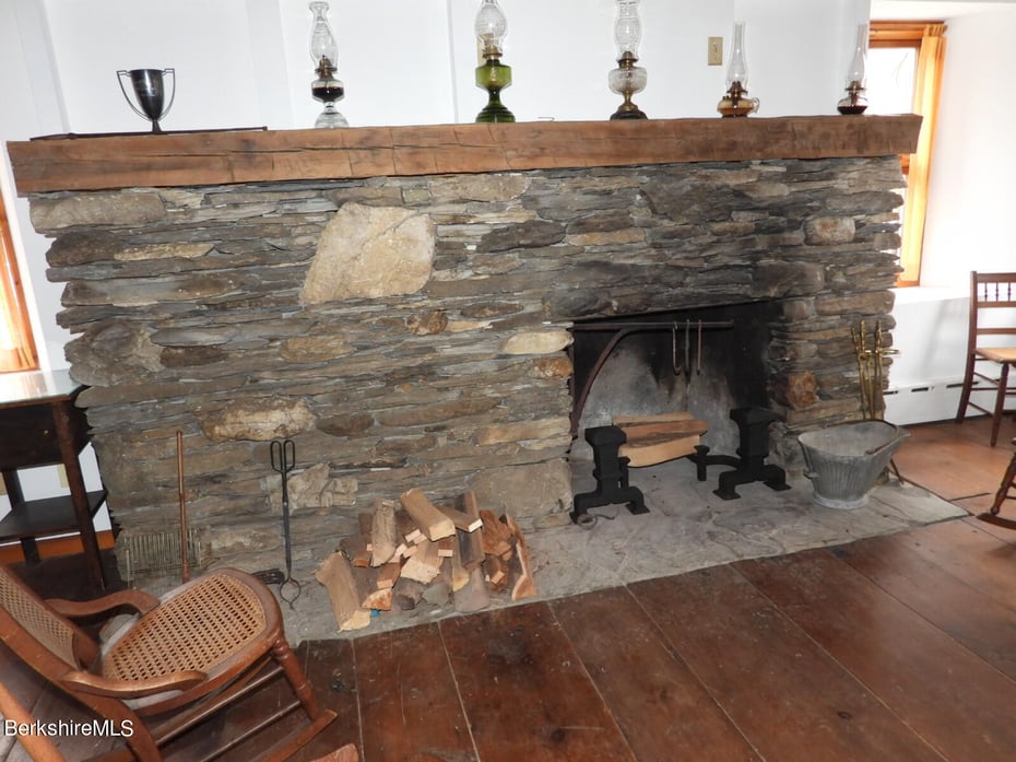 775 Williamstown Rd Photo 16