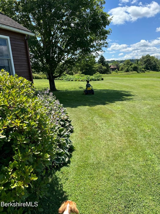 20 Pleasant View Dr Photo 37