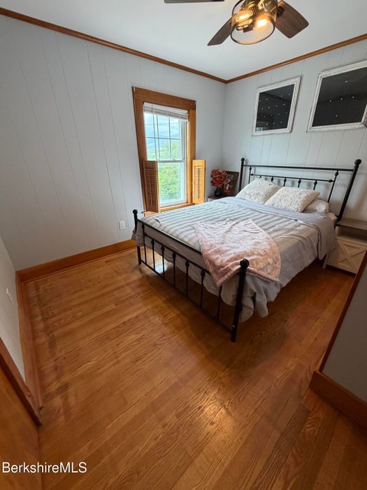 31 Millard Ave Photo 20