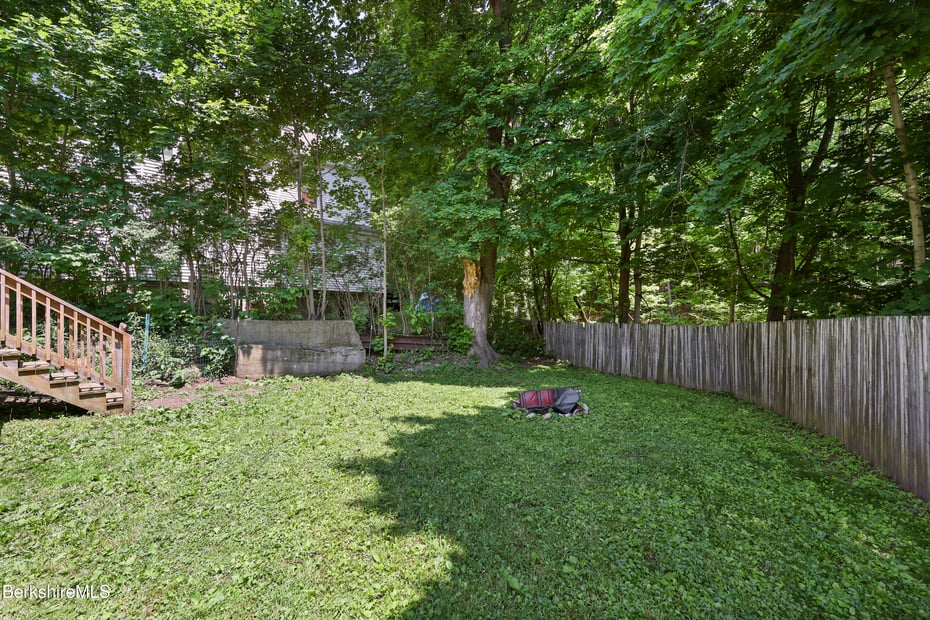 418 N Houghton St Photo 25