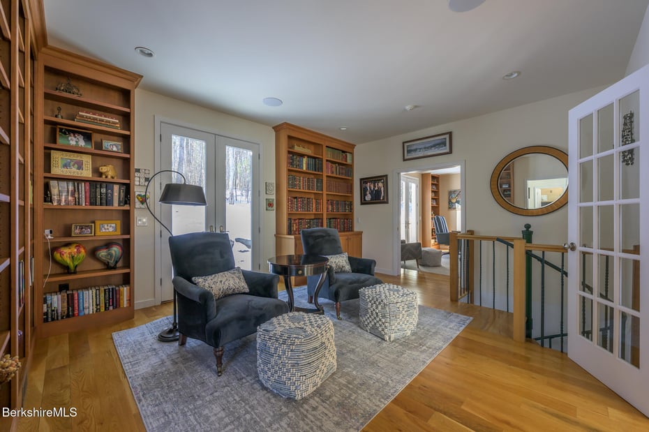 83 Maple Hill Rd Photo 31