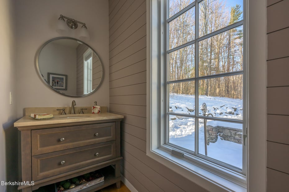 83 Maple Hill Rd Photo 39