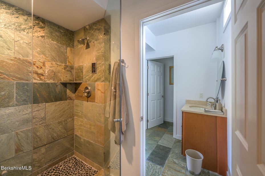 83 Maple Hill Rd Photo 67