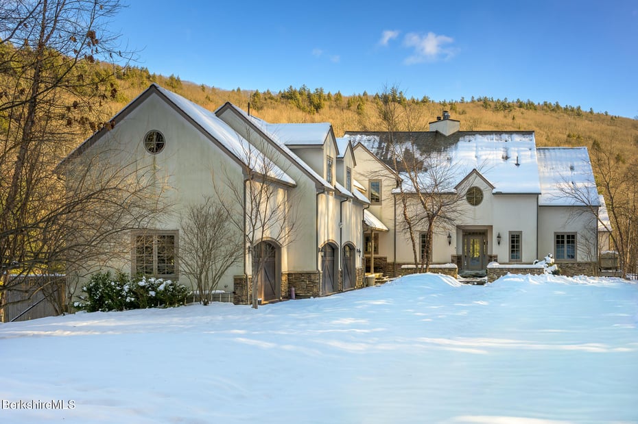 83 Maple Hill Rd Photo 8