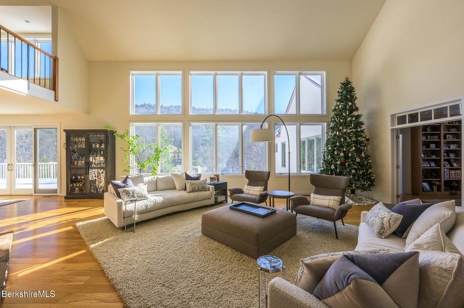 83 Maple Hill Rd Photo 15