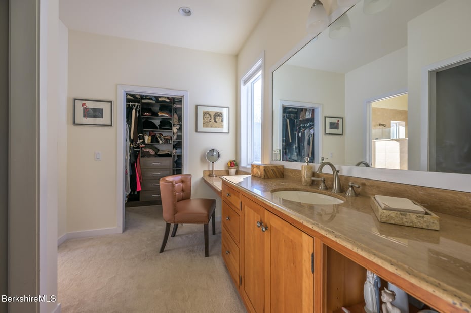 83 Maple Hill Rd Photo 38