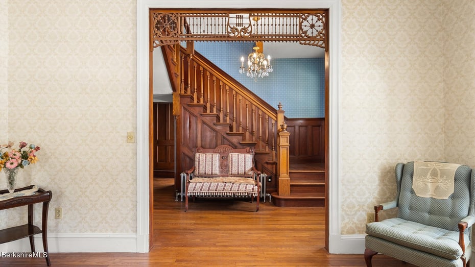 Cheshire Single Family Photo 11