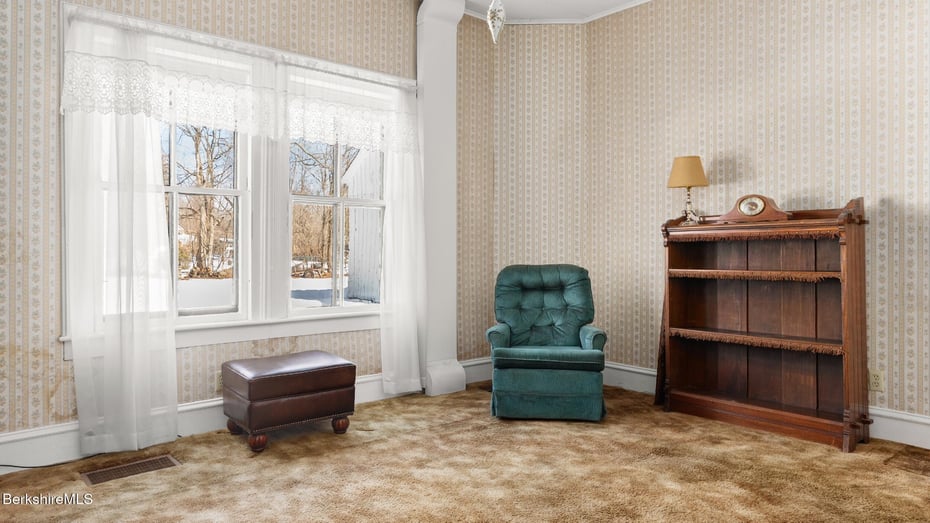 Cheshire Single Family Photo 18