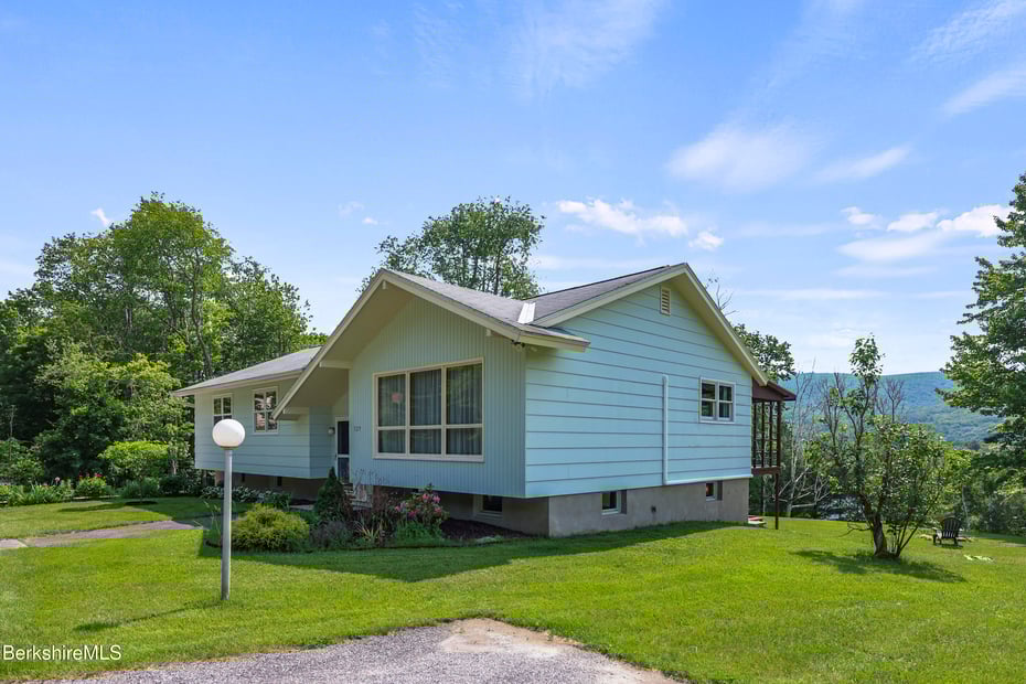 329 Lanesboro Rd Photo 4