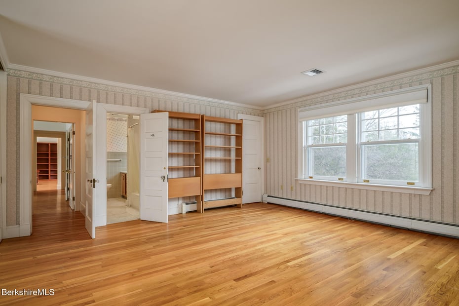 111 Park St Photo 38