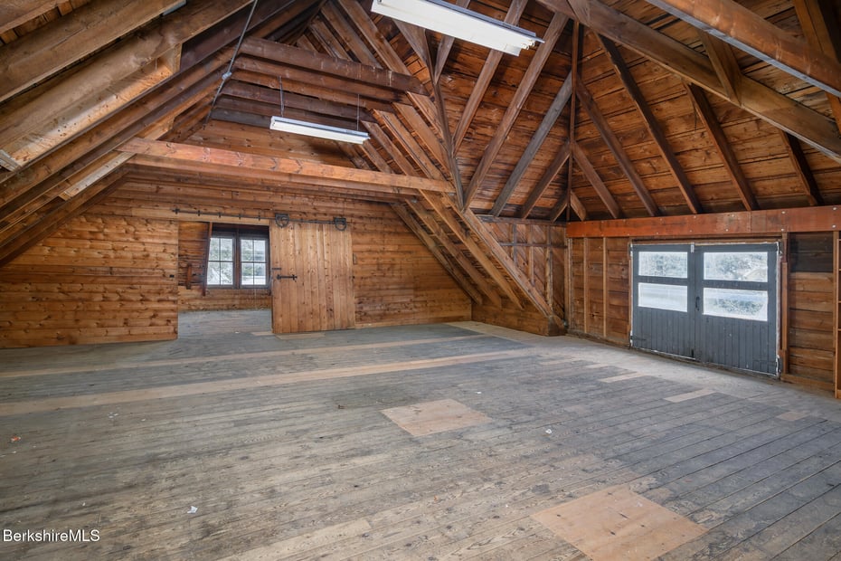 111 Park St Photo 54
