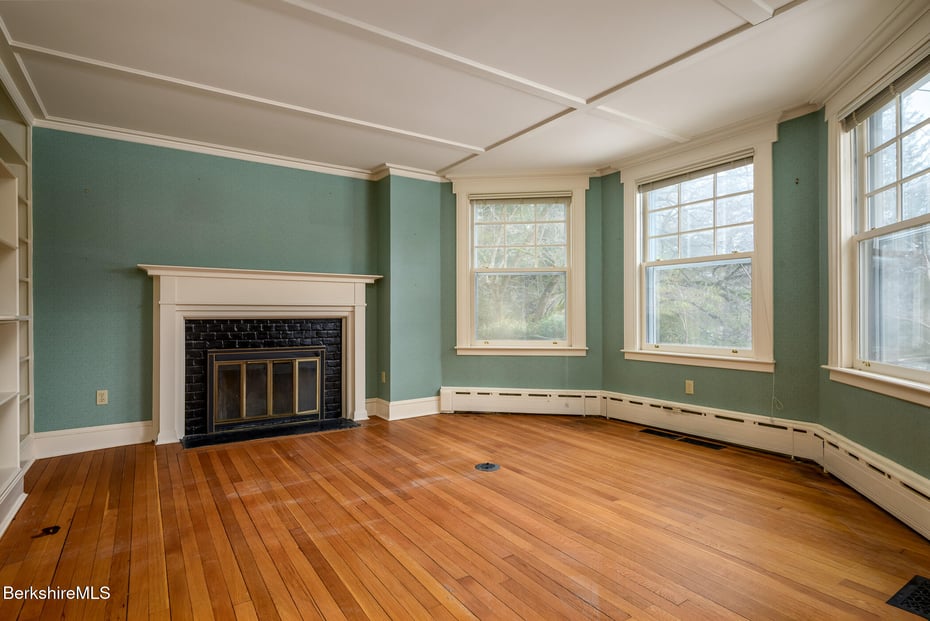 111 Park St Photo 27