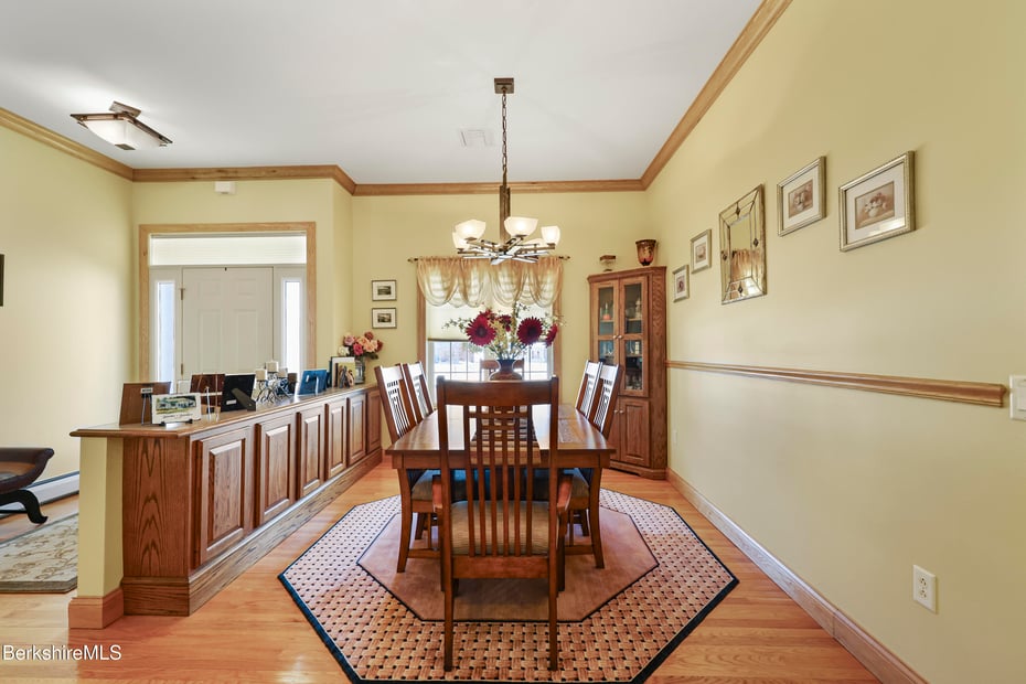 581 Red Barn Rd Photo 13