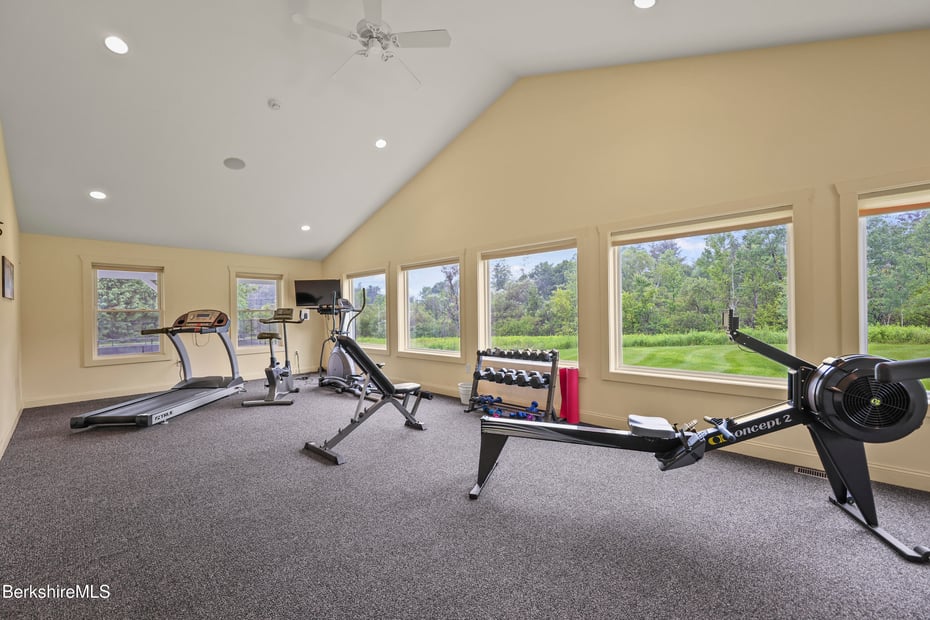 581 Red Barn Rd Photo 59