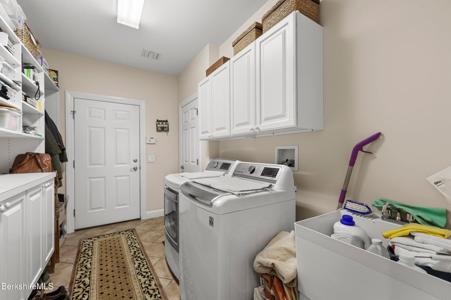 581 Red Barn Rd Photo 42