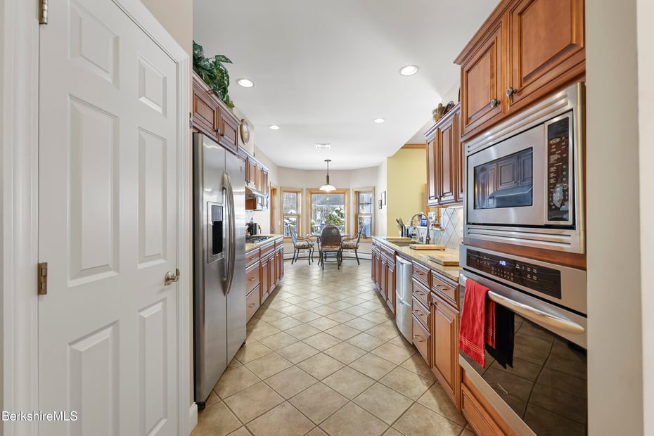 581 Red Barn Rd Photo 25