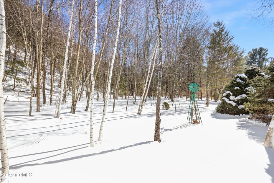 581 Red Barn Rd Photo 7