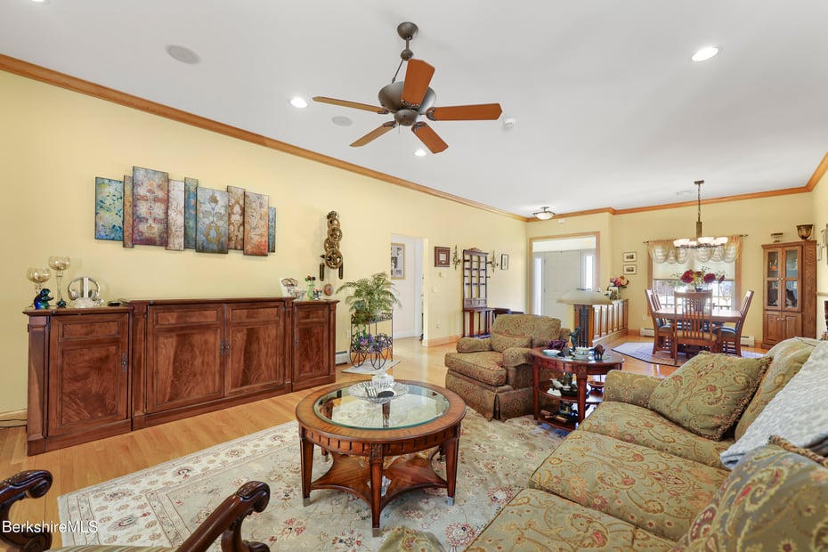 581 Red Barn Rd Photo 20