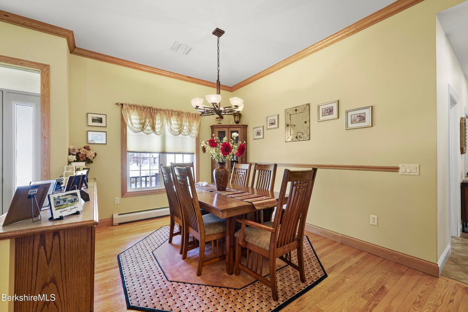 581 Red Barn Rd Photo 12