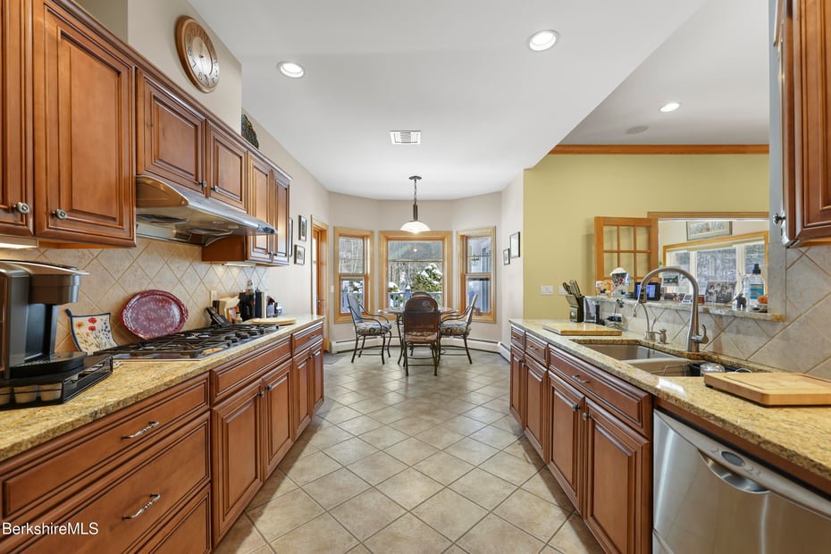 581 Red Barn Rd Photo 27