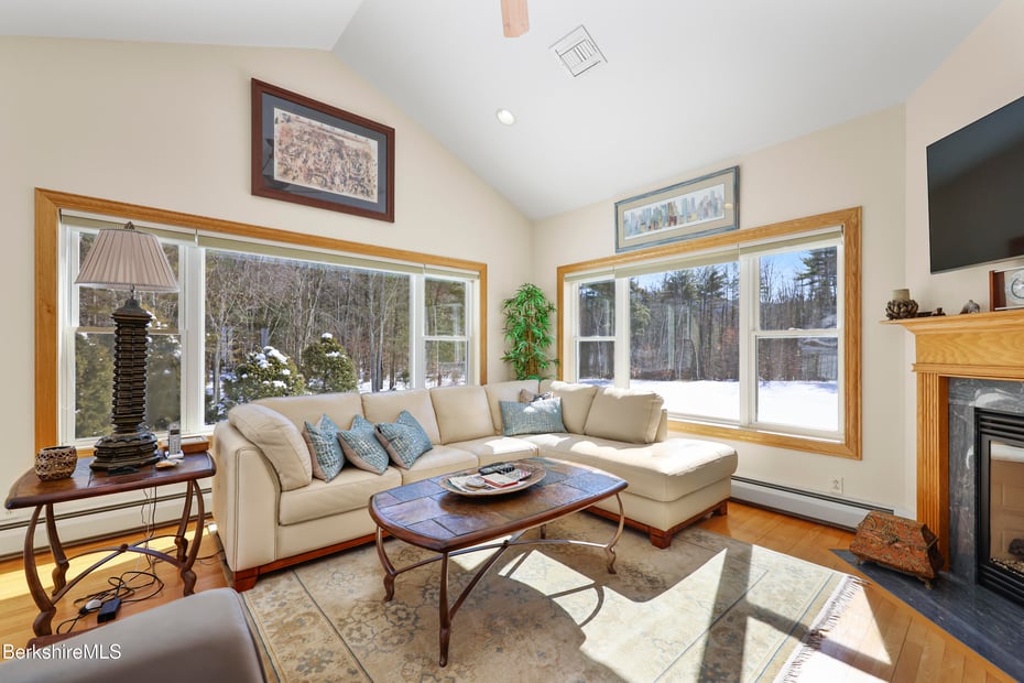 581 Red Barn Rd Photo 22