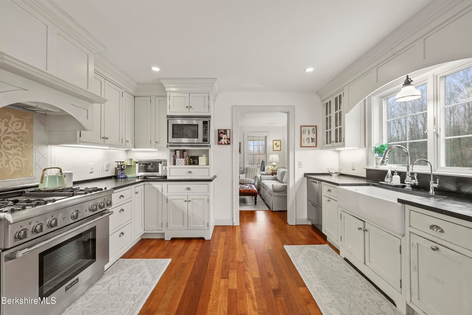 100 Walling Rd Photo 6