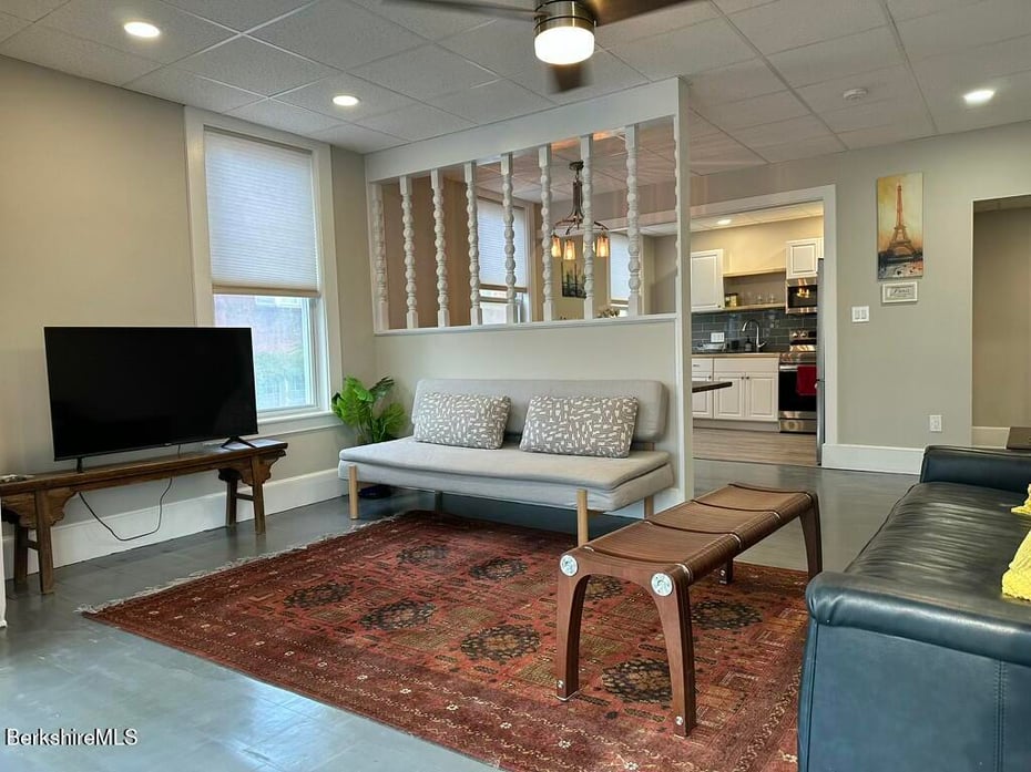 57-63 Park St Photo 23