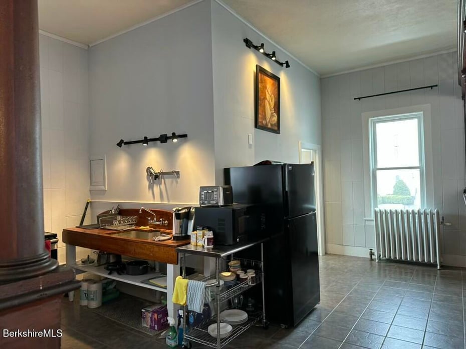 57-63 Park St Photo 35