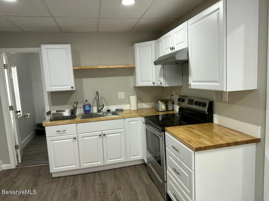 57-63 Park St Photo 38