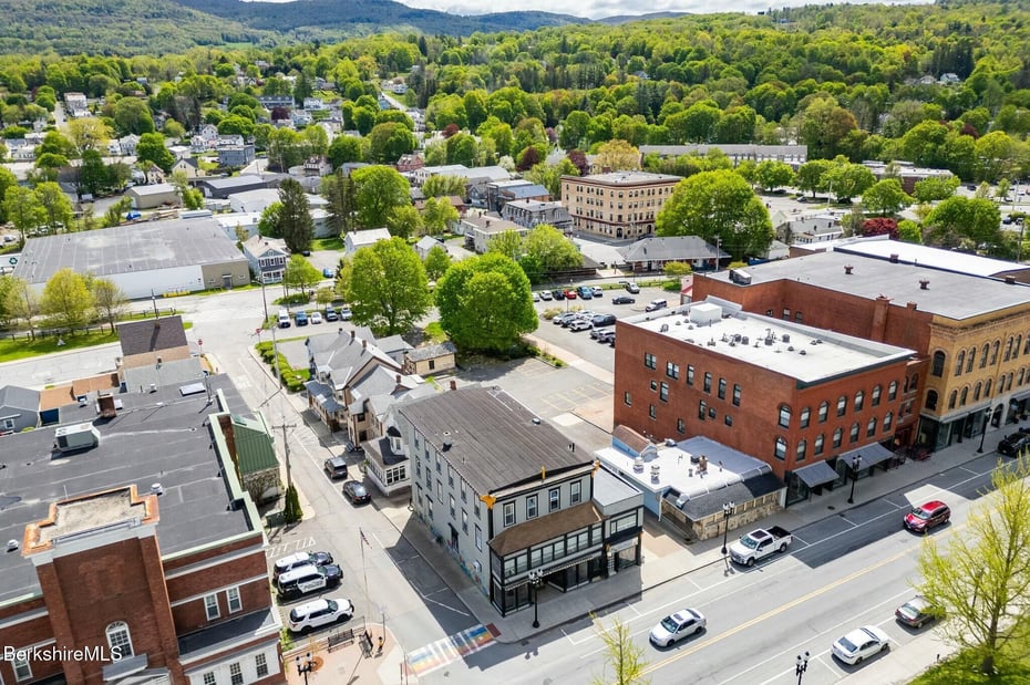 57-63 Park St Photo 14