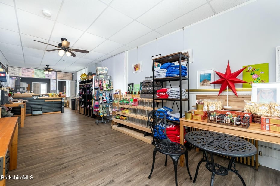 57-63 Park St Photo 11