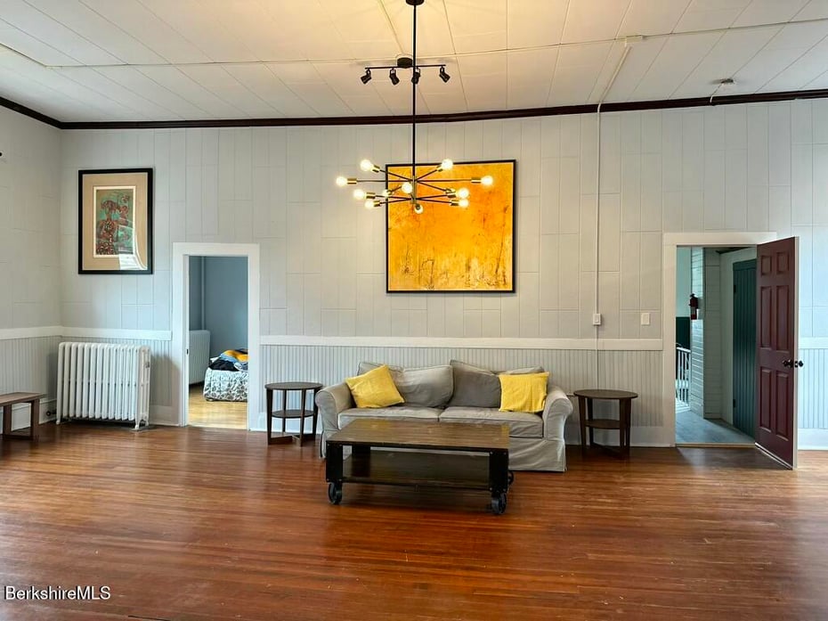 57-63 Park St Photo 37