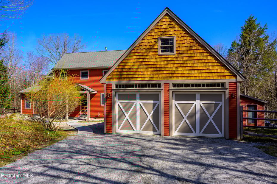11 Jamie Ln Photo 56