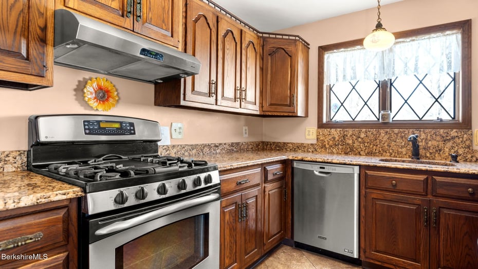 Cheshire Multi Family Photo 4