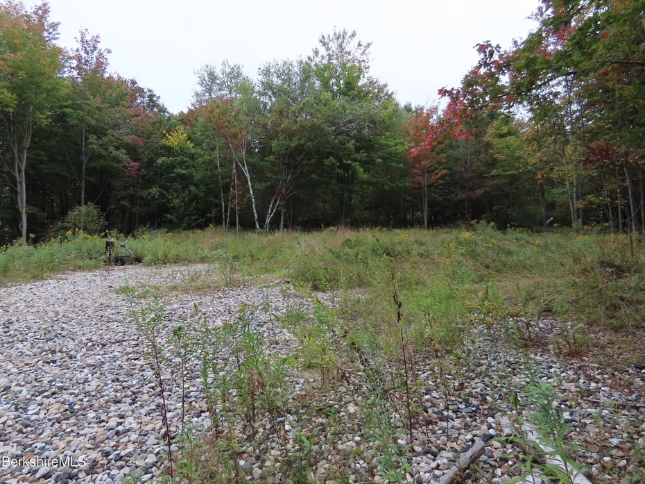 23 South County Rd Photo 1